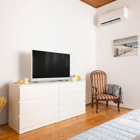 Apartment Neva Spalato Esterno foto